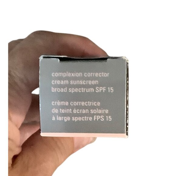 Mary Kay CC Cream Deep SPF 15 1 Fl Oz Complexion Corrector Oil-Free All Skin - Picture 3 of 8